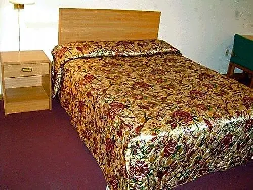Pelican Motel Niagara Falls-1